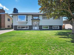 18 Malvern Dr, Strathcona County, AB T8A3S2