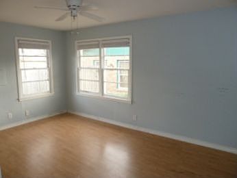 5th image of 3408 Henry Dr