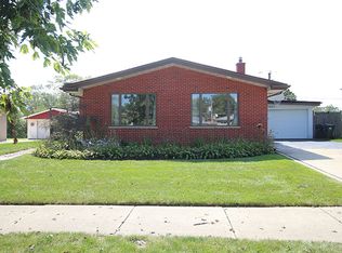 7851 Lake St, Morton Grove, IL 60053