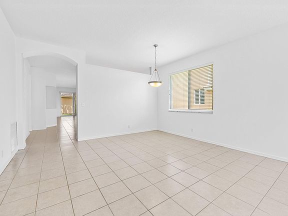4th image of 4637 Waycross Drive