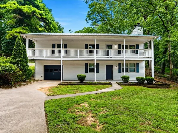 2333 Donnie Lee Dr, Gainesville, GA 30506