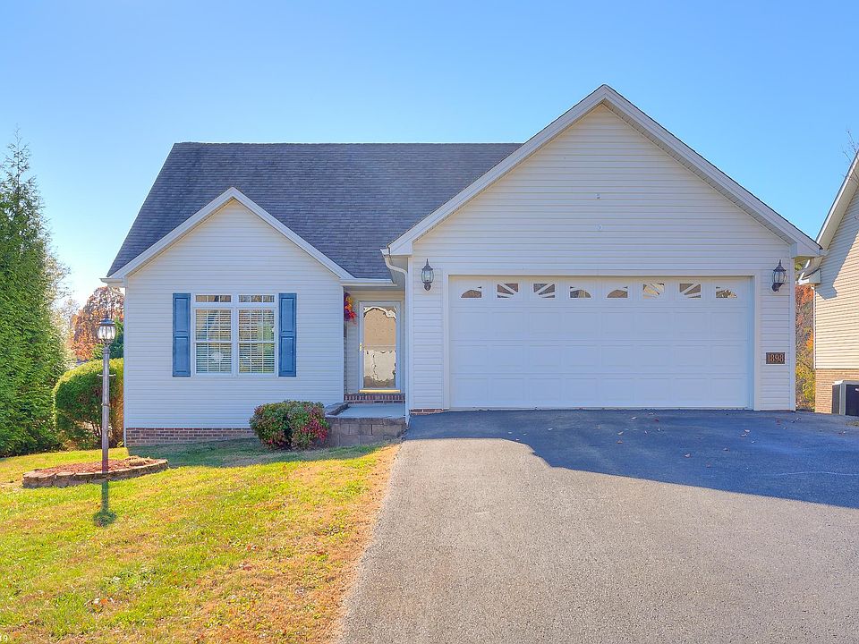 1898 Wilshire Ln, Pulaski, VA 24301 Zillow