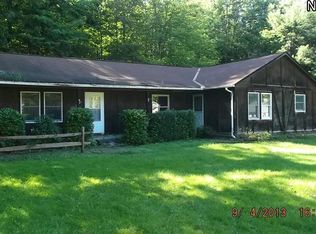 7911 Ninevah Rd, Geneva, OH 44041