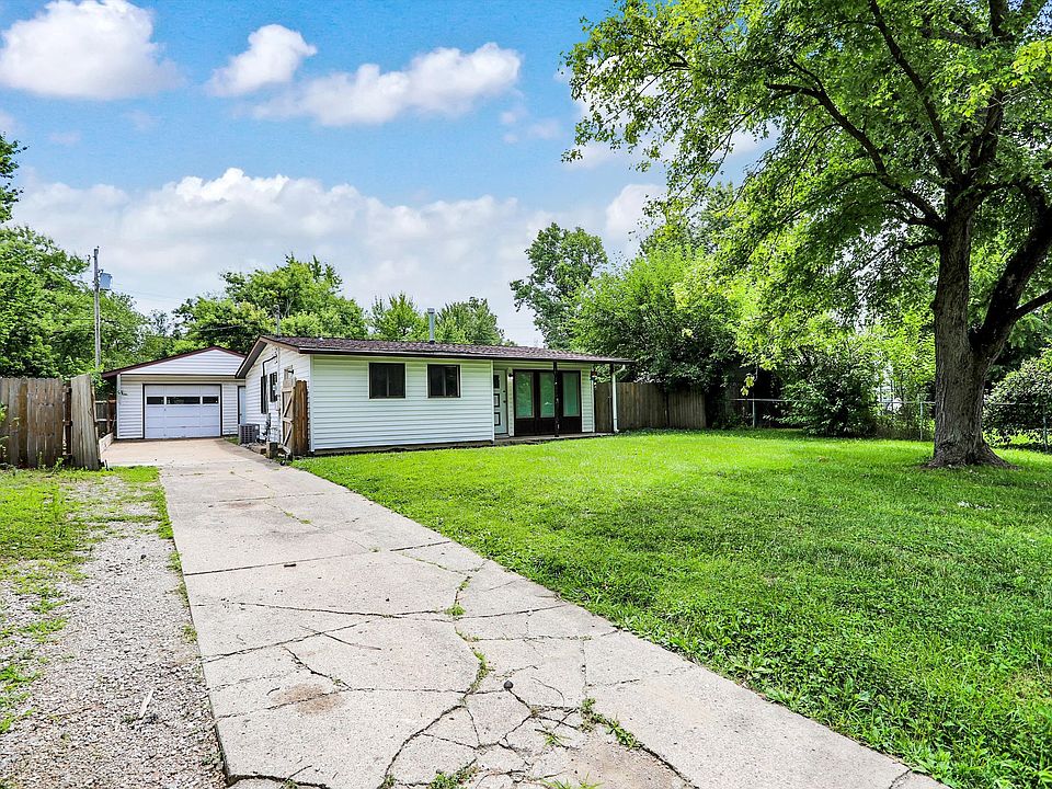 117 Parkview Dr, New Whiteland, IN 46184 Zillow