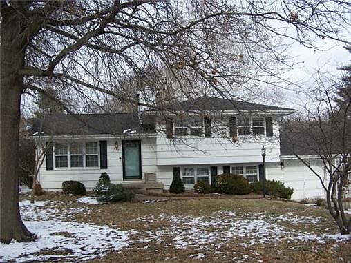 1st image of 427 Monterey Ave