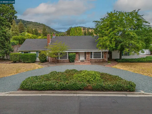 1570 Las Trampas Rd, Alamo, CA 94507