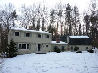 11 Howe Ln, Hollis, NH 03049