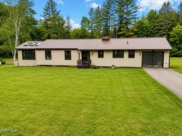 15 Federal Flats Road, Olmstedville, NY 12857