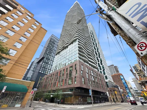 100 Dalhousie St #2210, Toronto, ON M5B 0C7