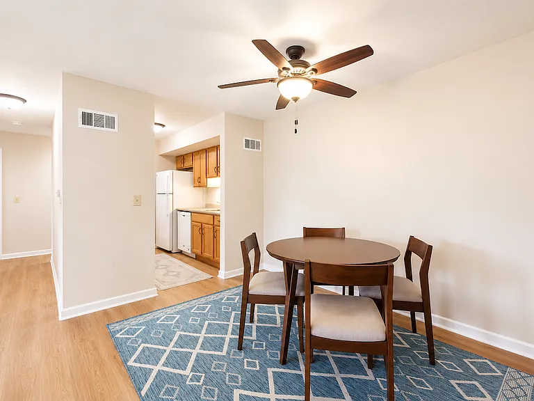 530 Shorely Dr #104 — Photo 8