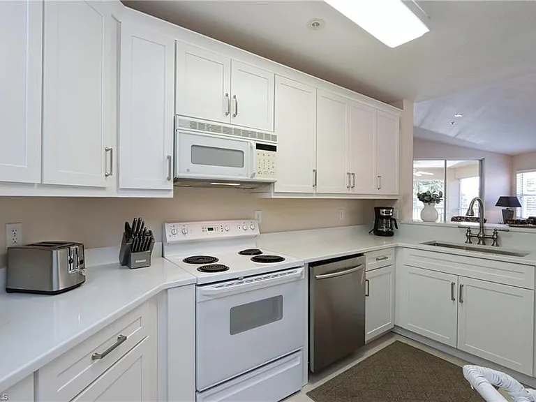 6544 Huntington Lakes Cir #9-204 — Photo 9