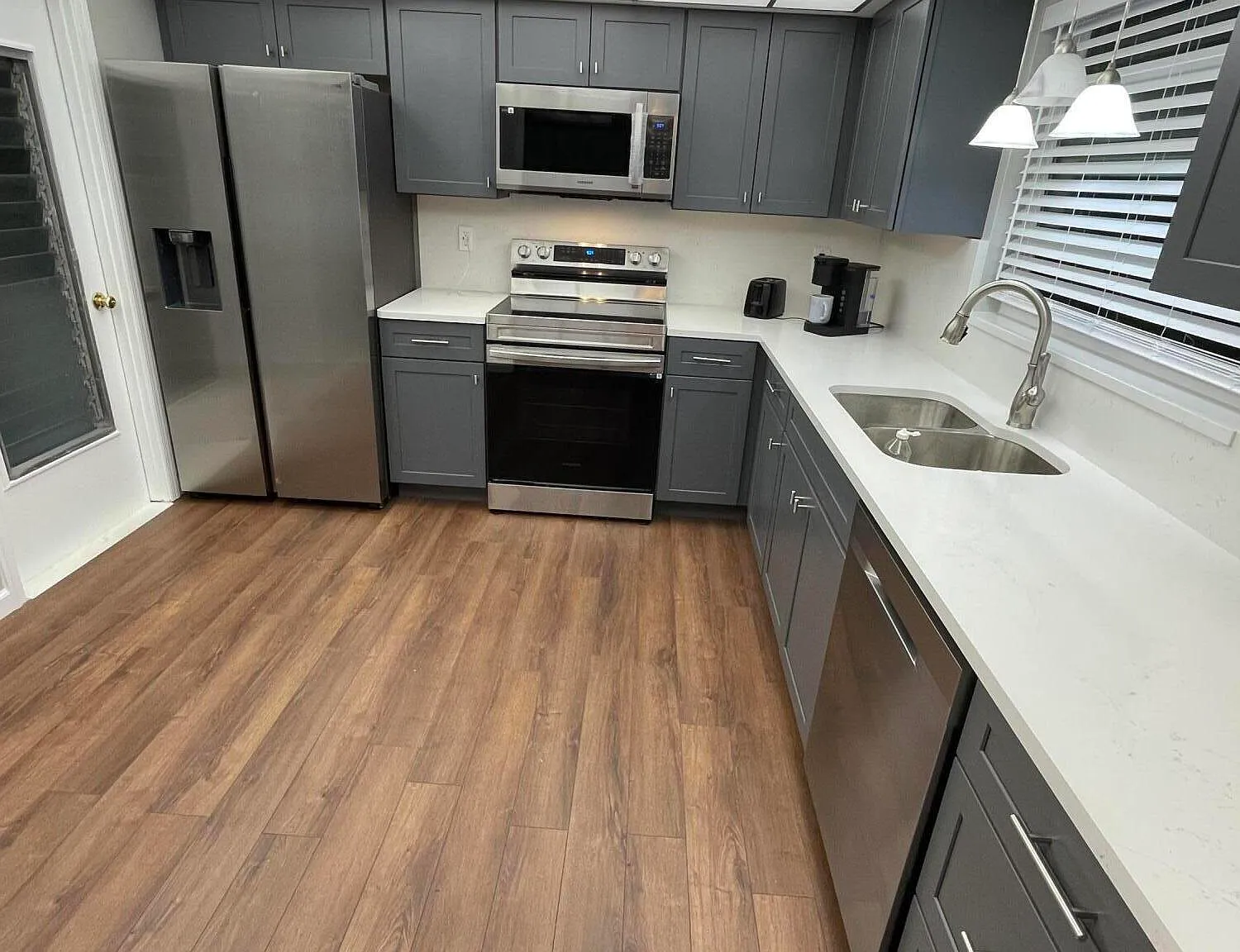 2 bed, 2.0 bath, 1404 sqft, $2,500 — Photo 4