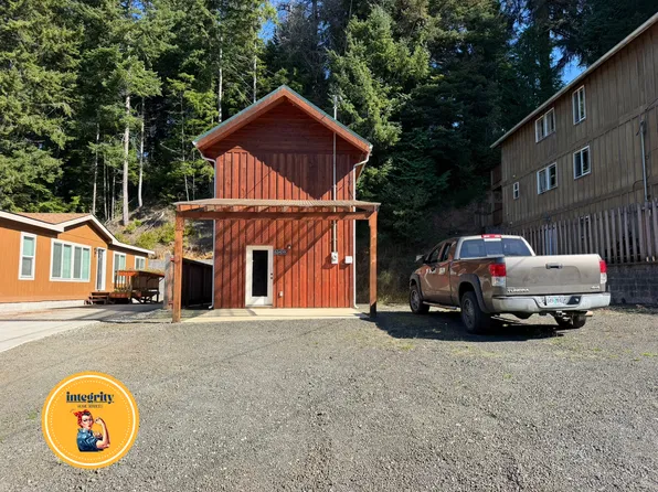 63459 Council Rd, Coos Bay, OR 97420