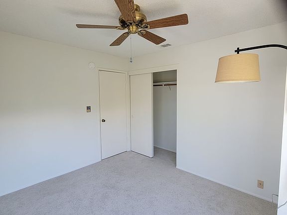 4th image of 331 Lake Ct