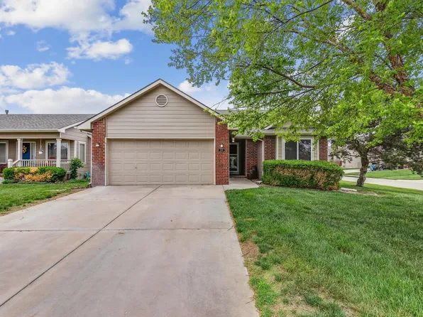 3243 N Westwind Bay Ct, Wichita, KS 67205
