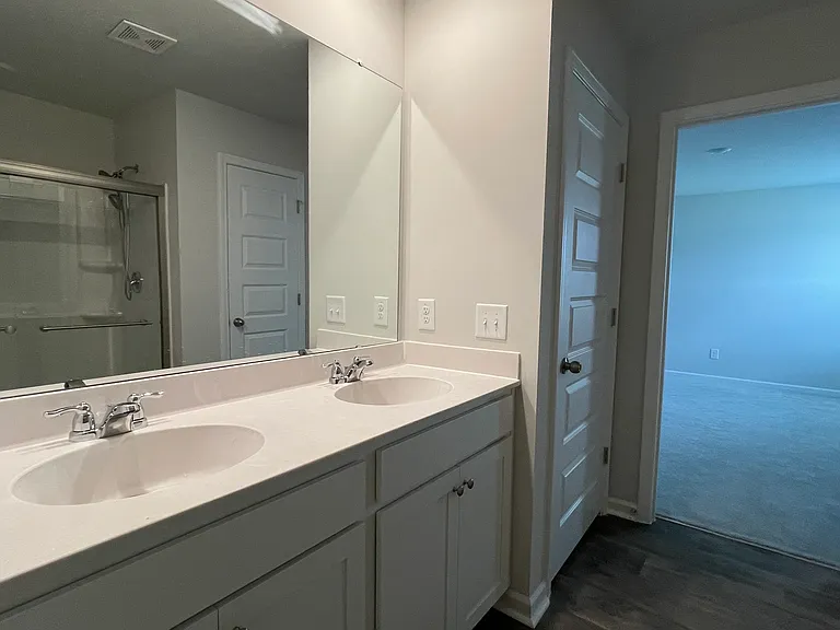 106 Hydrangea Way — Photo 12
