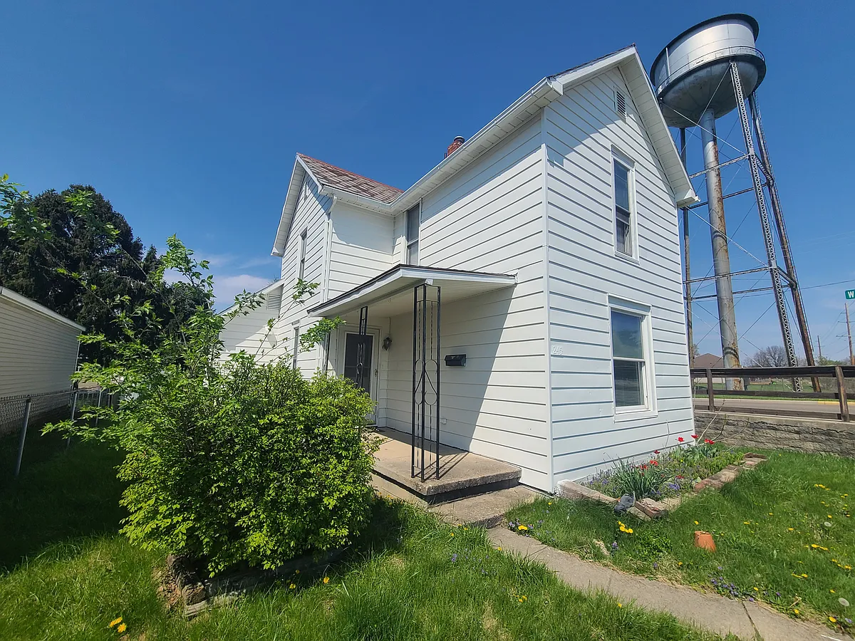Building Photo - 245 Cromley St