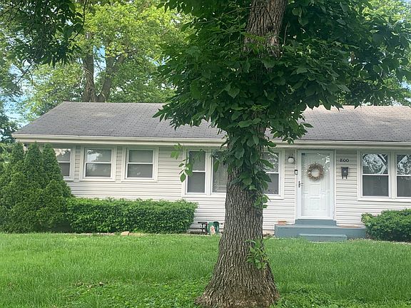 2nd image of 800 Saint Brendan Ln
