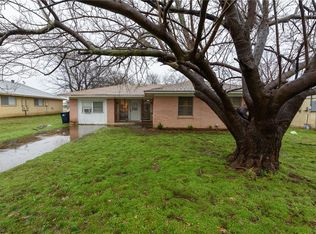 904 Mulkey Ln, Denton, TX 76209