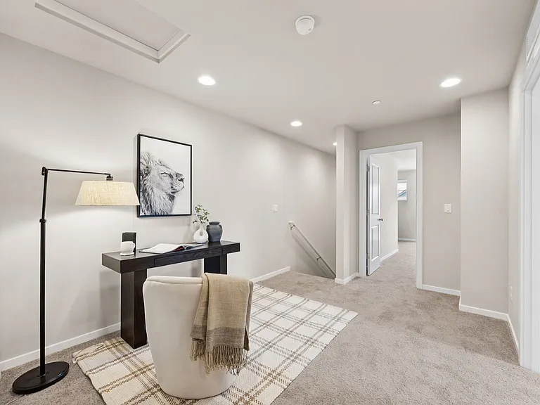 2301 Mill St NE — Photo 17