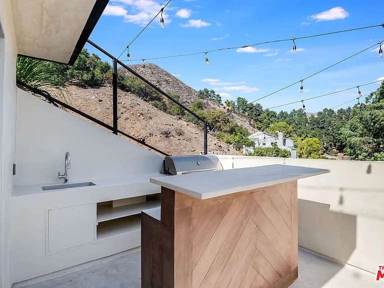 2407 San Marco Dr — Photo 10