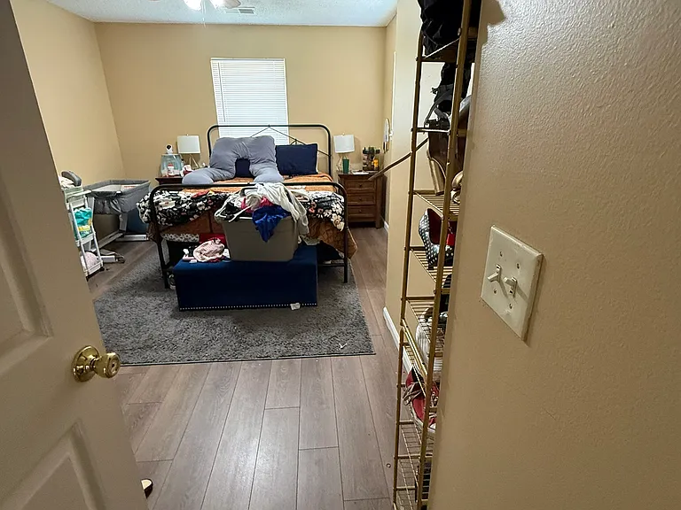 4202 Flora Ave #4200 — Photo 35