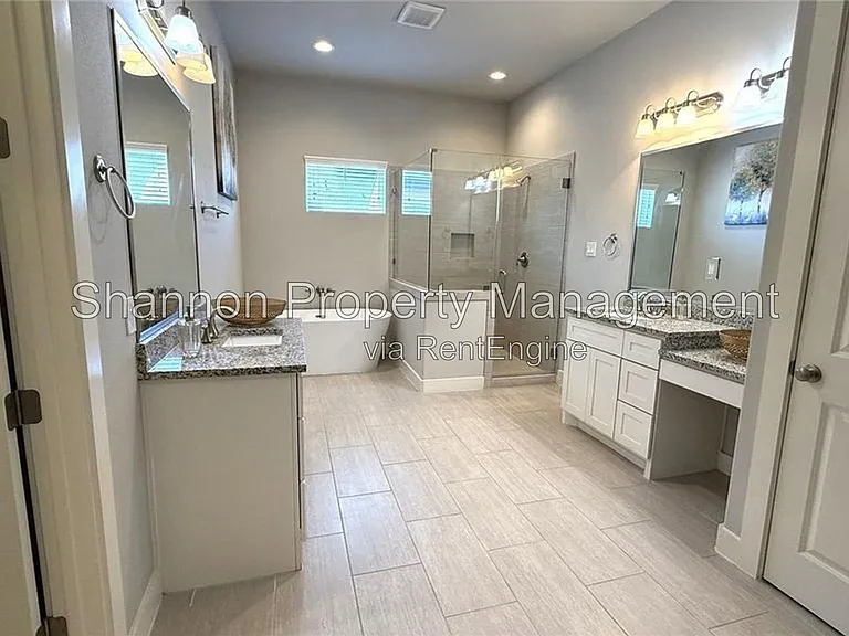 10926 Brookeshire Chase Ln — Photo 29