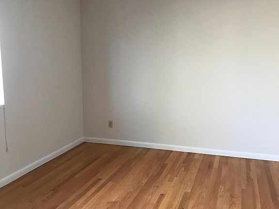 5th image of 145 N Washington St
