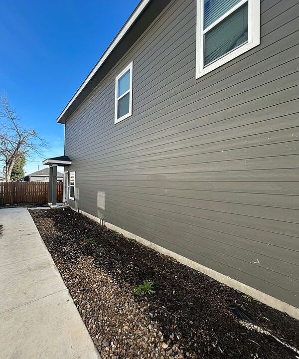 1st image of 7218 Briar Pl #102
