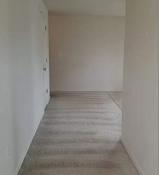 618 S Harborview St — Photo 4