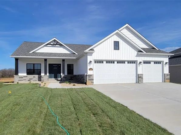 1438 Montauk Rd, Troy, IL 62294