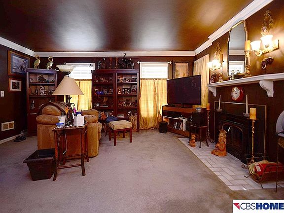 4th image of 5022 Spencer St