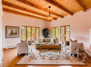 1414 Miracerros Ln S, Santa Fe, NM 87505