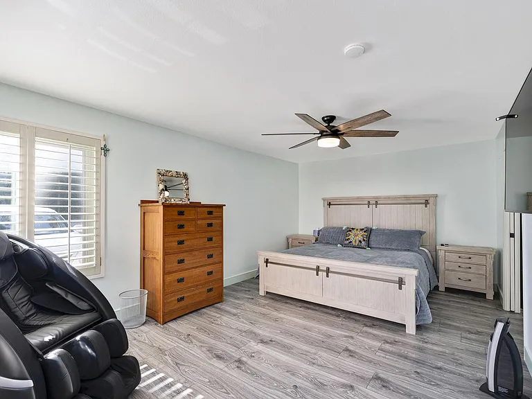 Massage Chair is available for the private retreat