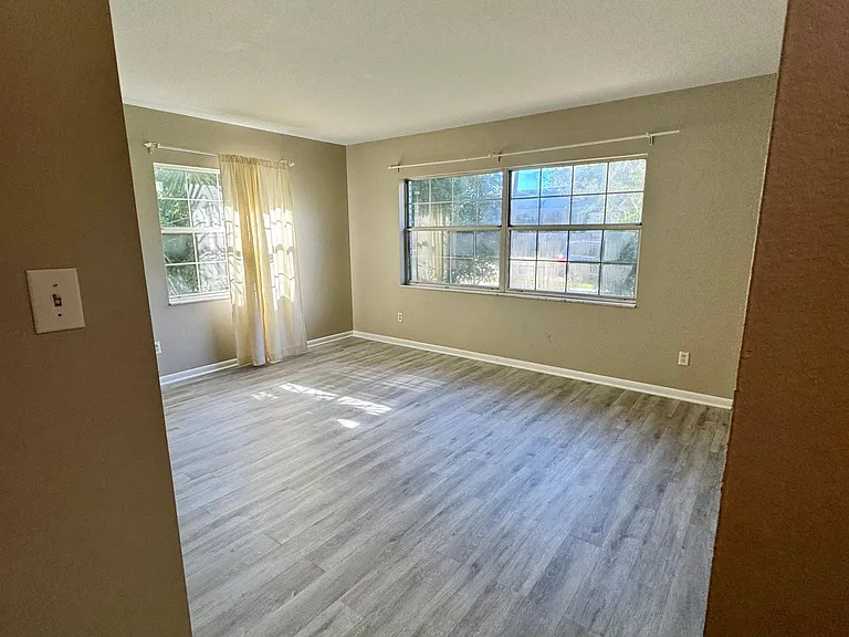 5407 N Suwanee Ave #B — Photo 17