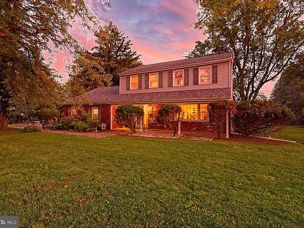 3314 Stump Hall Rd, Collegeville, PA 19426