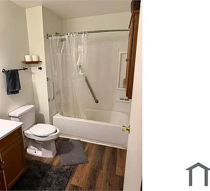 400 N Osage Blvd #14 — Photo 10