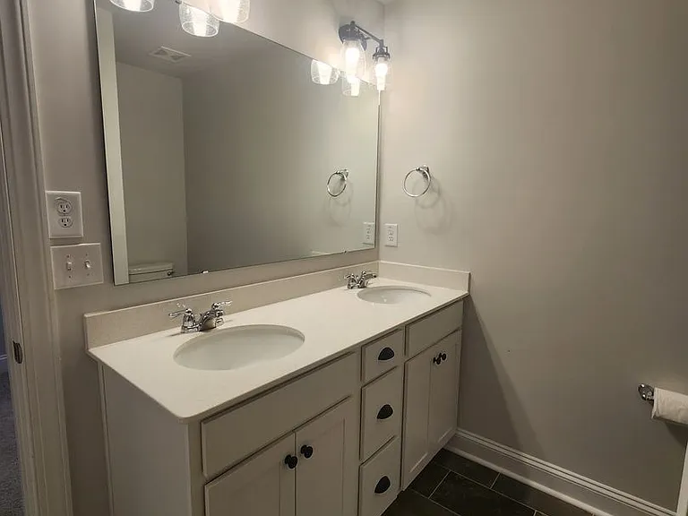 1808 Stackhouse Dr — Photo 28
