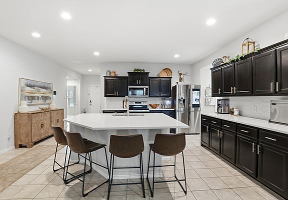 4th image of 3408 Valley Bend Dr