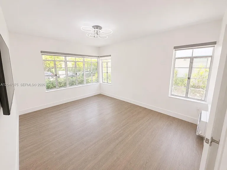 762 Lenox Ave #2 — Photo 13
