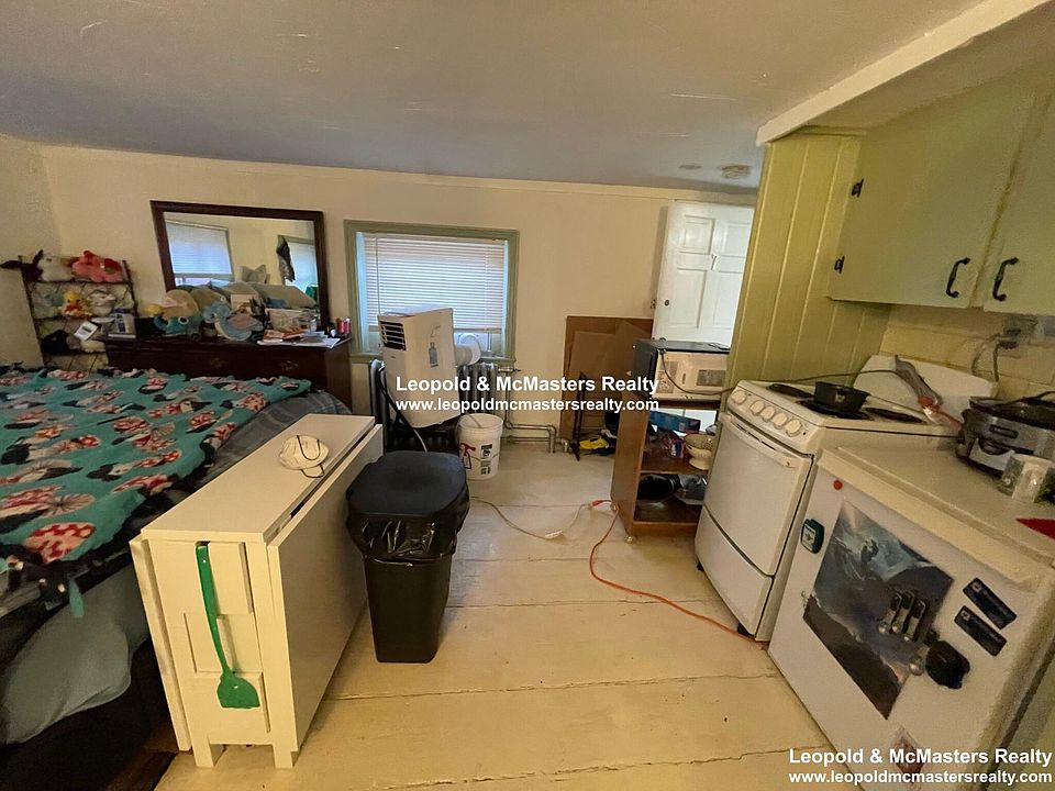 2nd image of 58 Anderson St #7B
