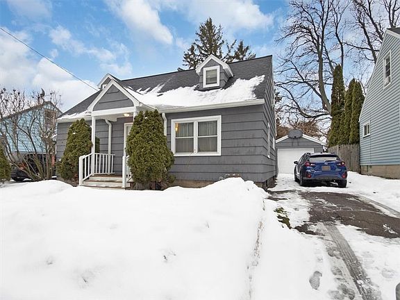 3rd image of 1863 Norton St