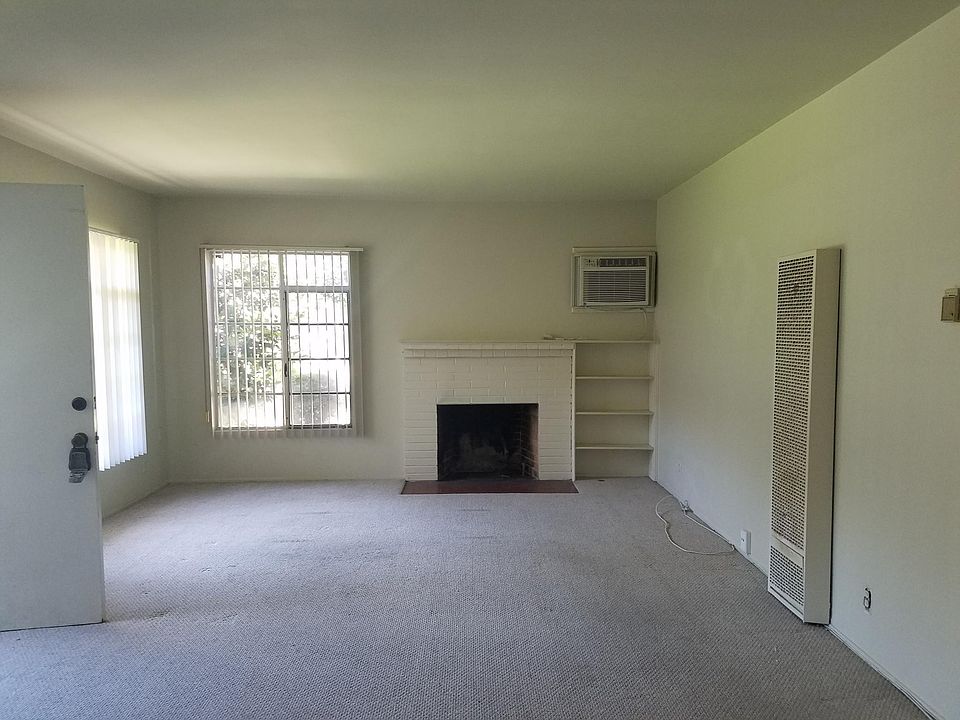 2nd image of 893 W Huntington Dr APT D