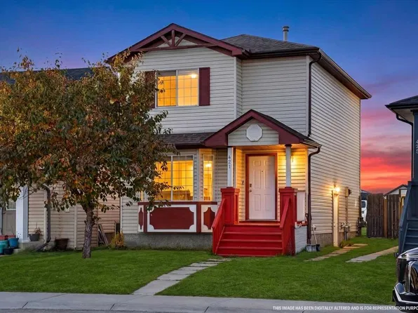 421 SE Martindale Dr NE, Calgary, AB T3J 3Z8