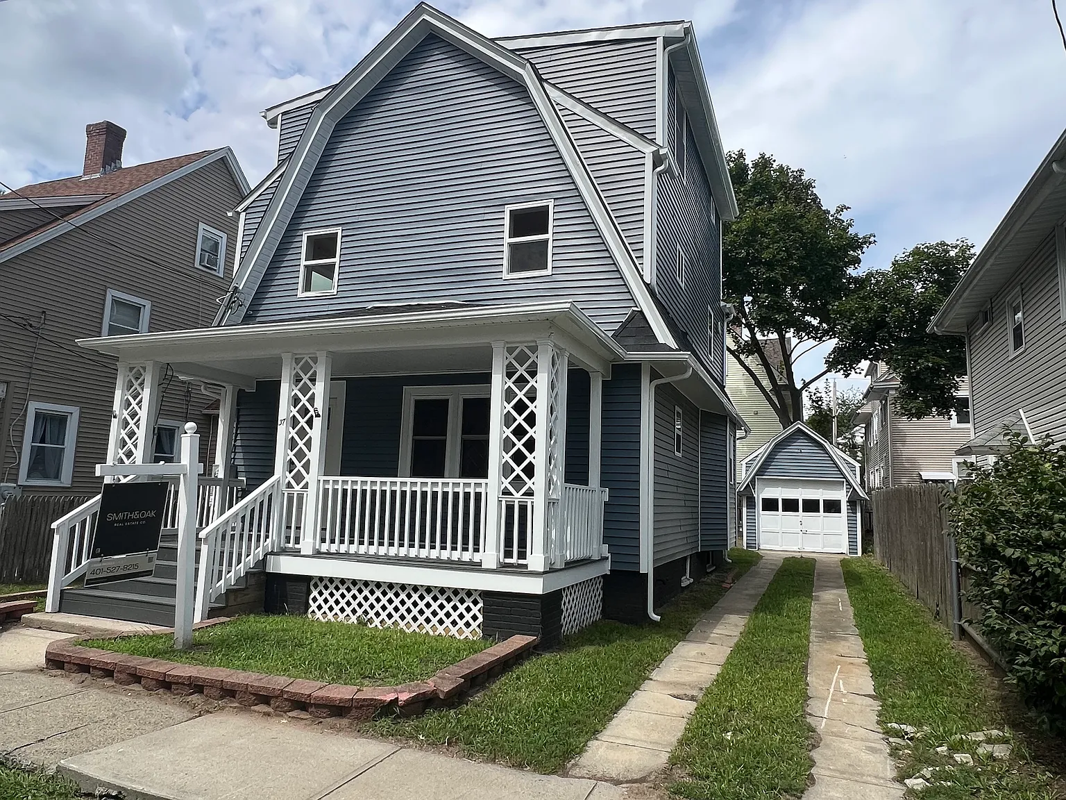 3 bed, 1605 sqft, $2,400 — Photo 1