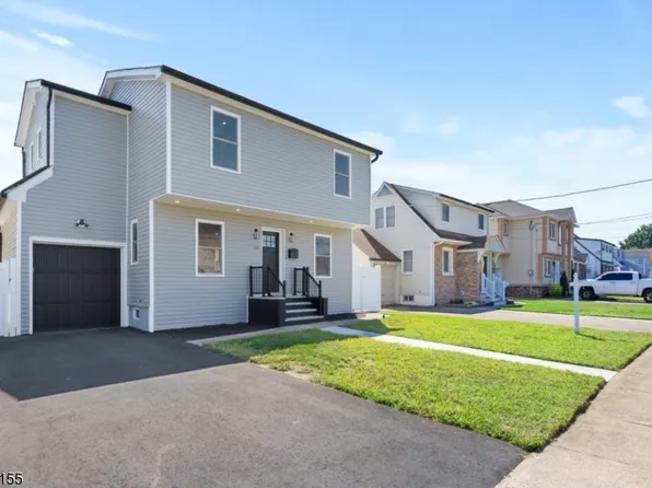 124 Palsa Ave, Elmwood Park Boro, NJ 07407