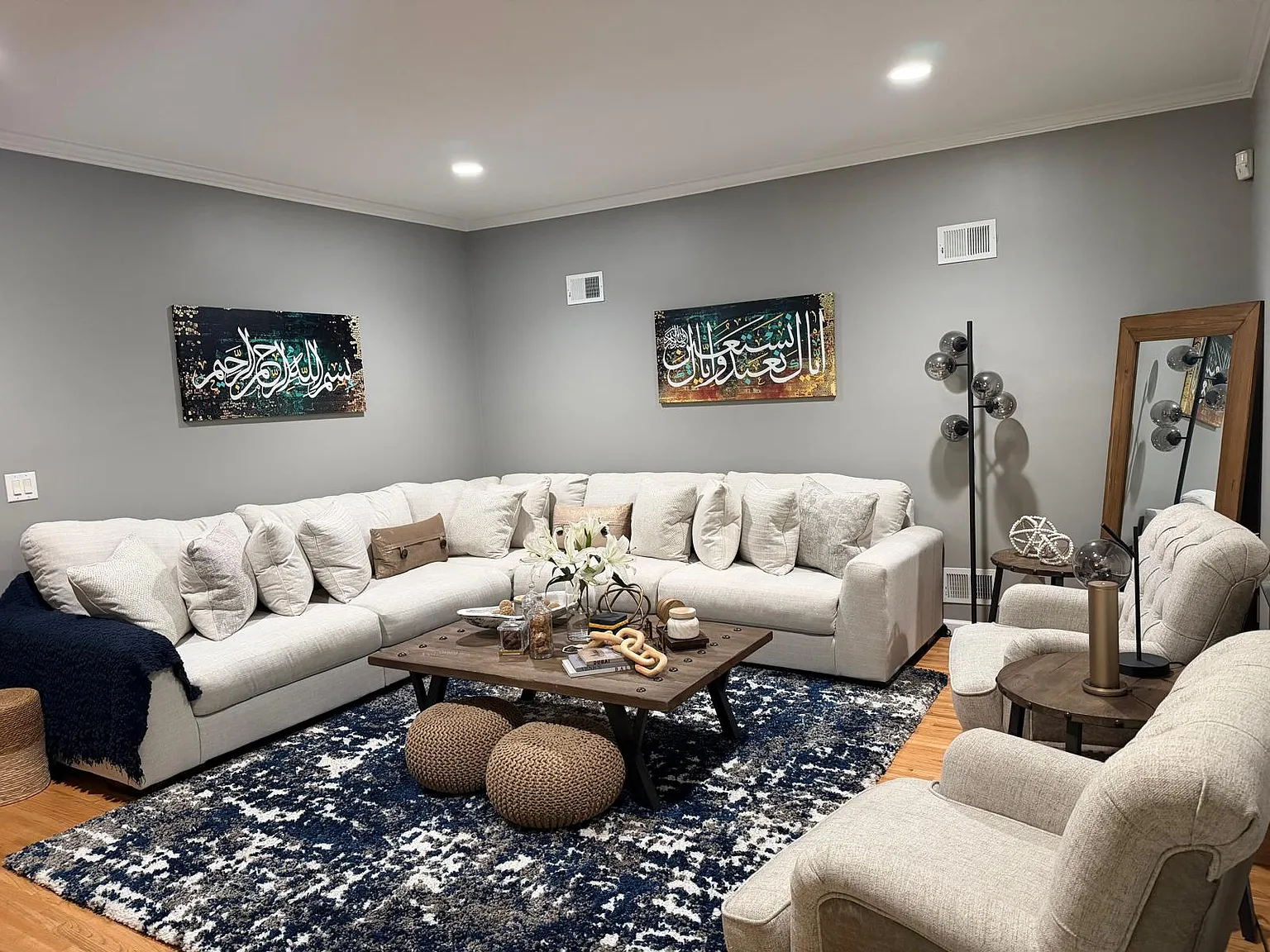 5 bed, 2.5 bath, $5,750 — Photo 4