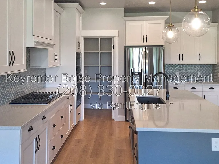 12127 S Aves Pl — Photo 7