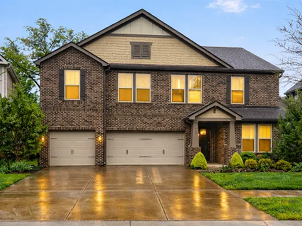 7228 Avoncliff Dr, Charlotte, NC 28270