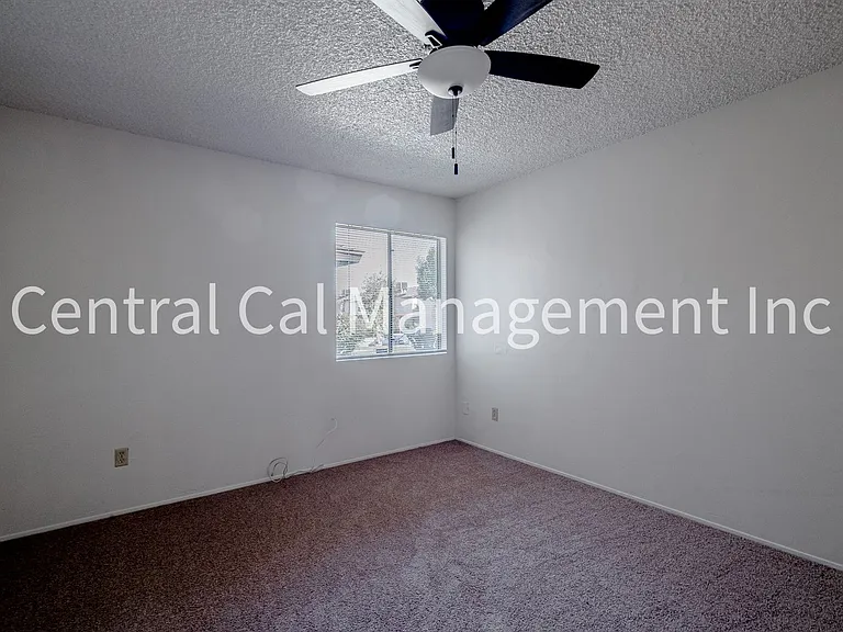 6208 Stine Rd — Photo 13